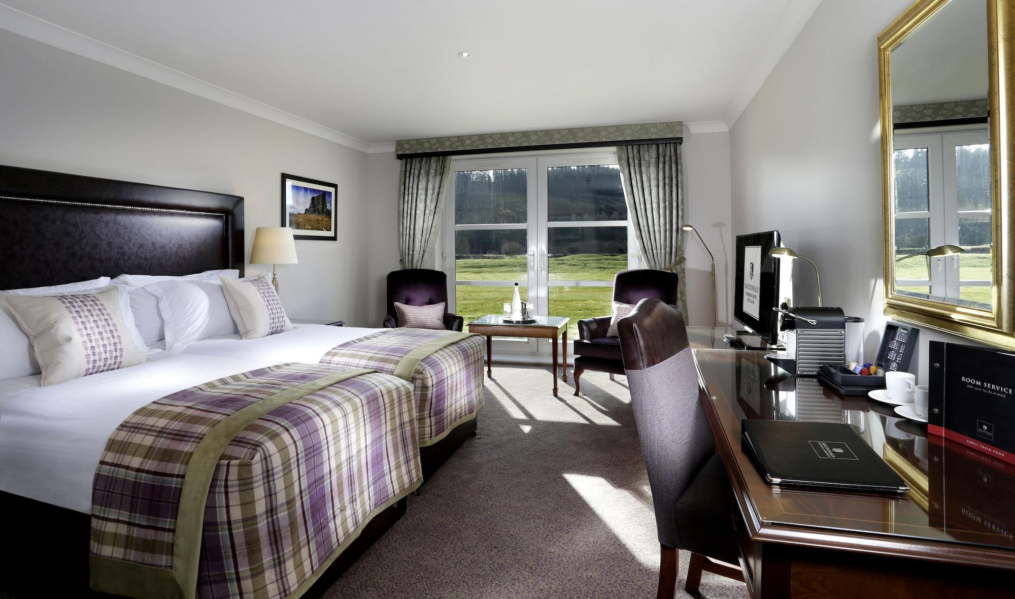 Macdonald Cardrona Hotel, Golf & Spa Peebles Extérieur photo