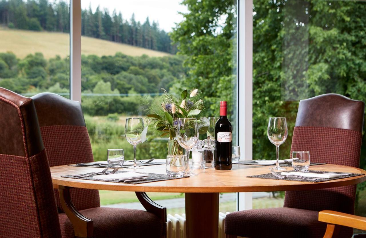 Macdonald Cardrona Hotel, Golf & Spa Peebles Extérieur photo