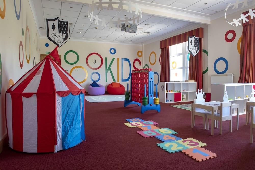 Macdonald Cardrona Hotel, Golf & Spa Peebles Extérieur photo