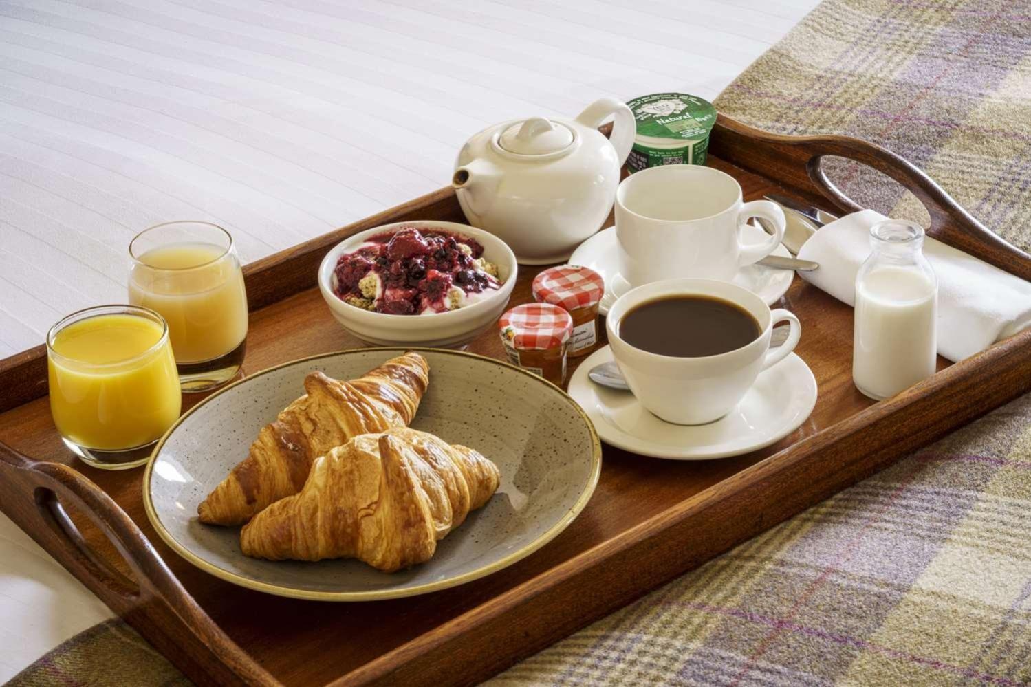 Macdonald Cardrona Hotel, Golf & Spa Peebles Extérieur photo