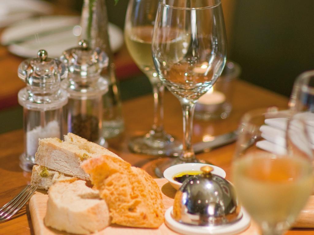 Macdonald Cardrona Hotel, Golf & Spa Peebles Extérieur photo
